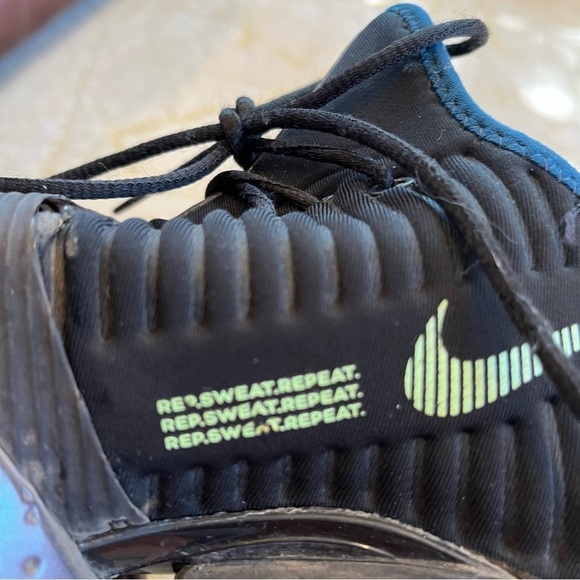 💃 🍕🐝 CLOSEOUT Nike Air Zoom SuperRep Black Volt size 11 - Picture 3 of 14